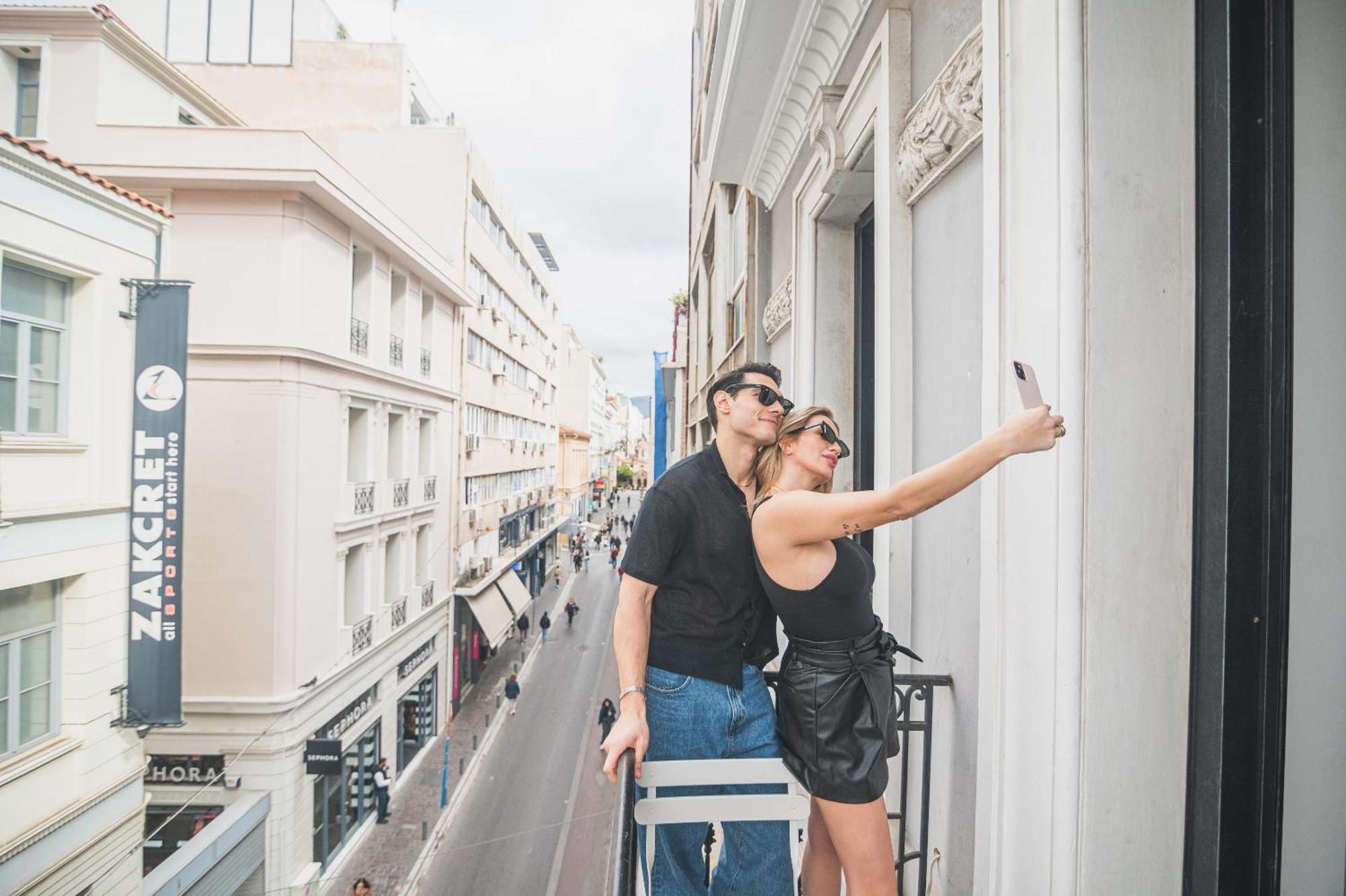 Downtown Suites By Athens Tower Atenas Exterior foto
