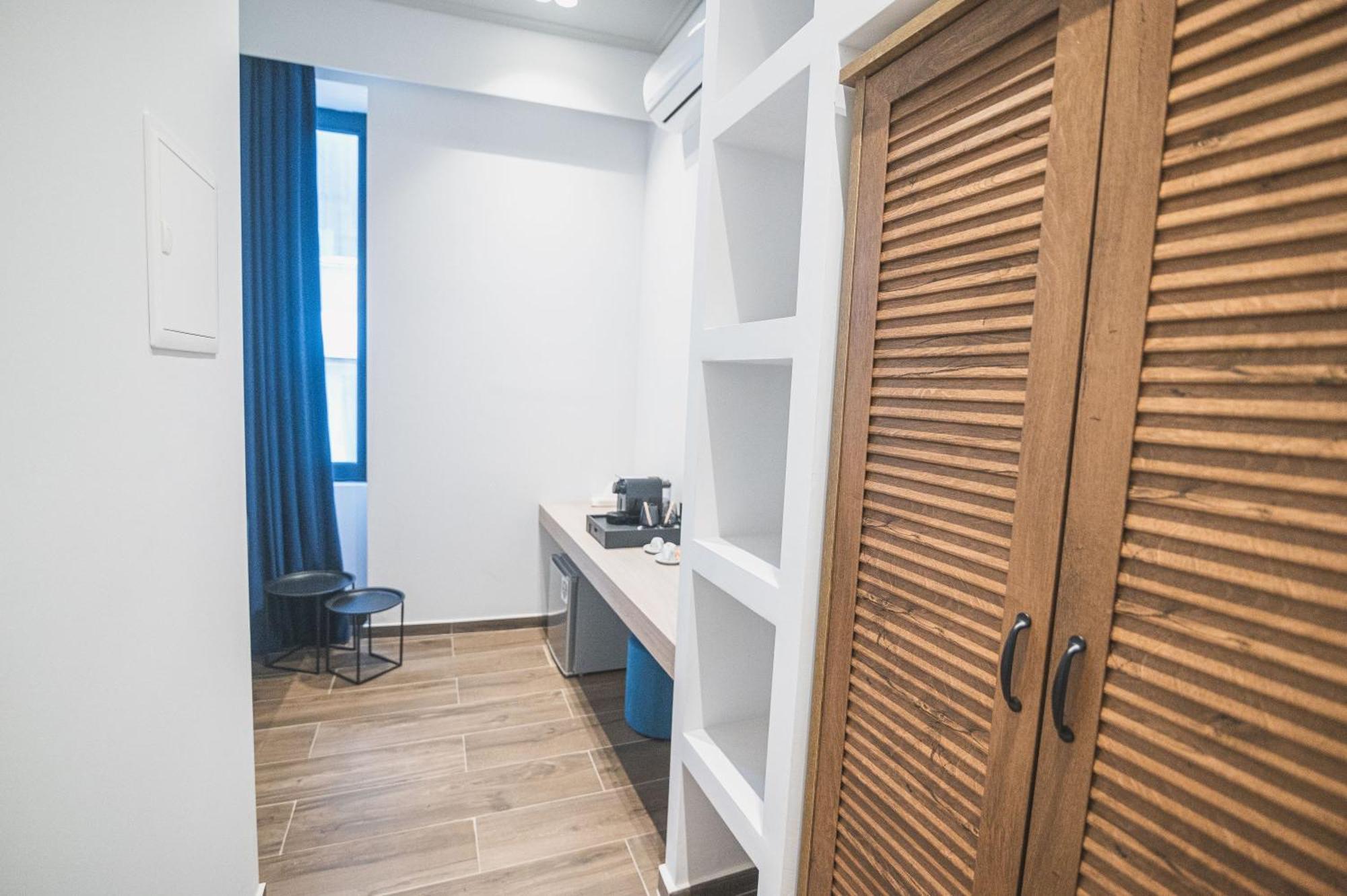 Downtown Suites By Athens Tower Atenas Exterior foto