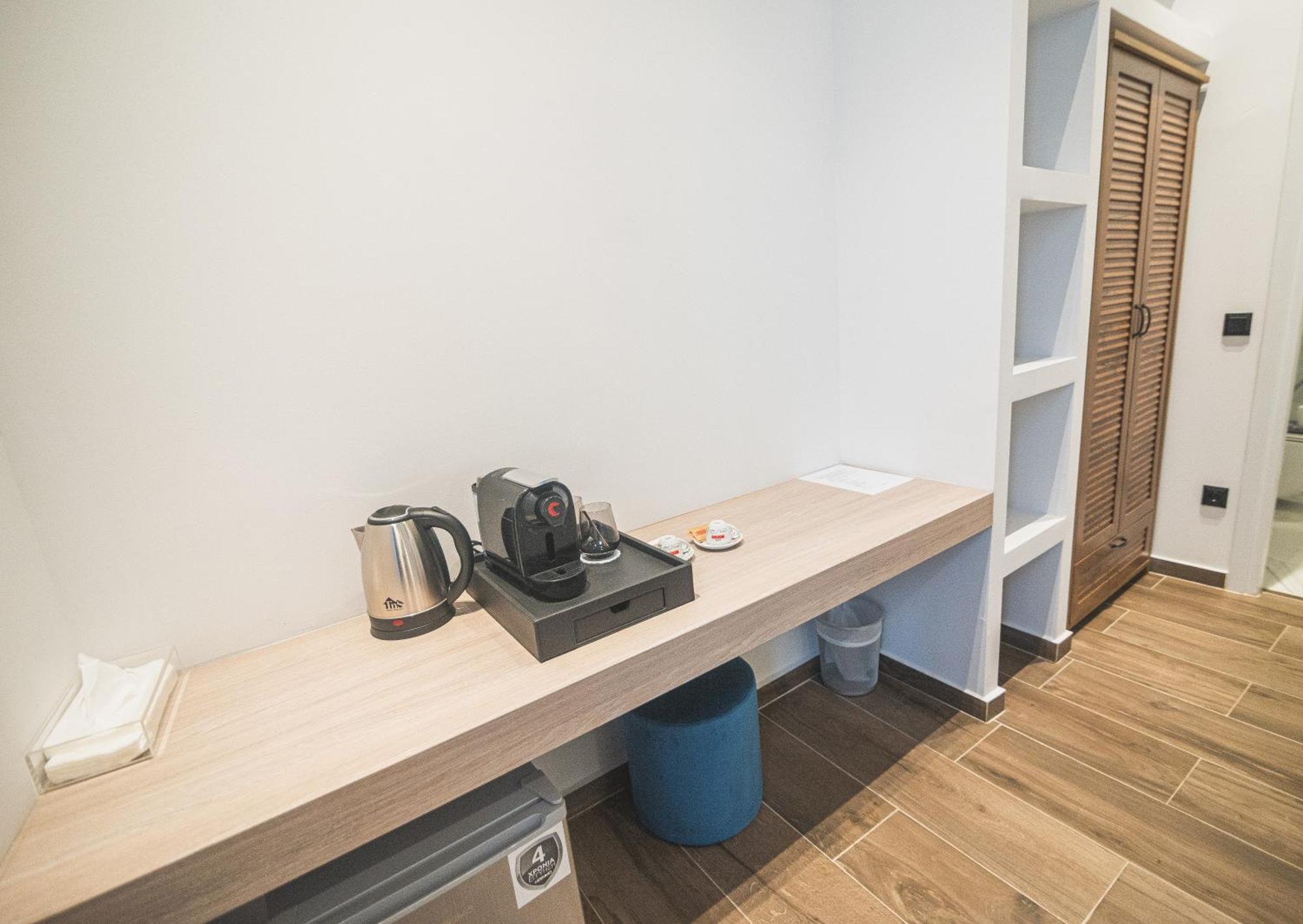 Downtown Suites By Athens Tower Atenas Exterior foto