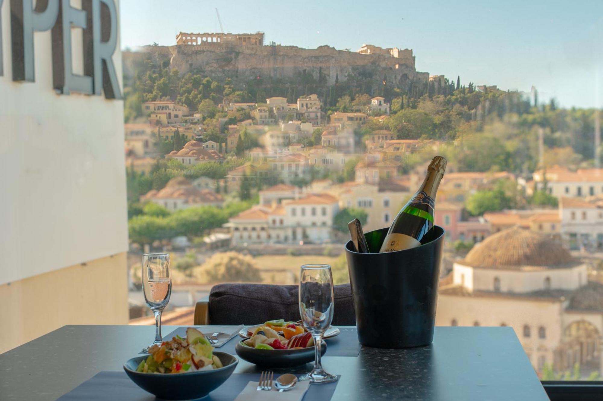 Downtown Suites By Athens Tower Atenas Exterior foto